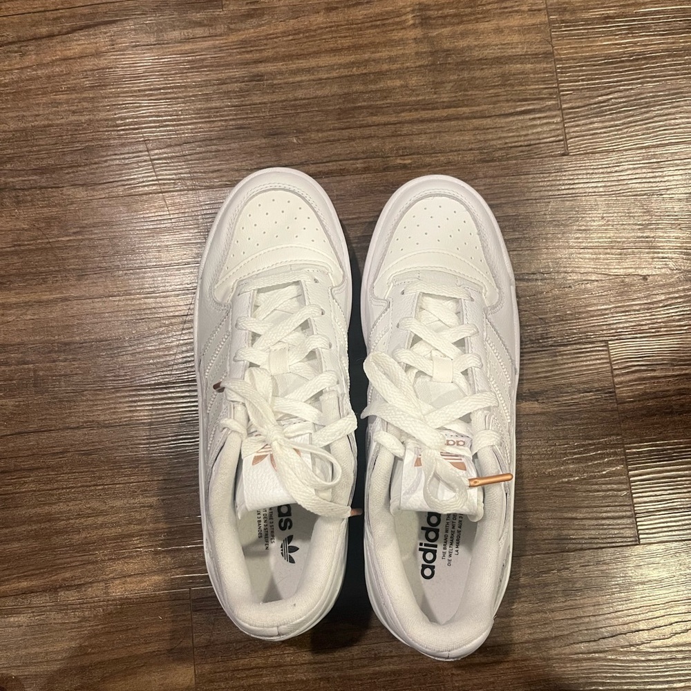 Adidas Women's White and Gold Sneakers - Picture 5 of 6